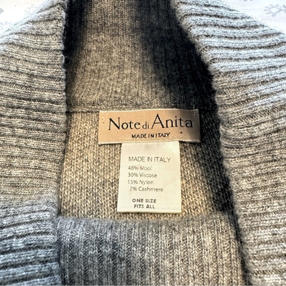 Note di Anita Wool Blend Made in Italy Tan and Gray Women's One Size Poncho - Picture 6 of 6